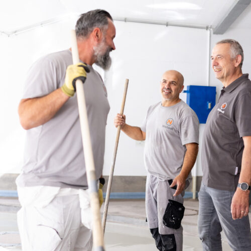 Nietiedt-Mitarbeiter bei einer Tiefgaragensanierung